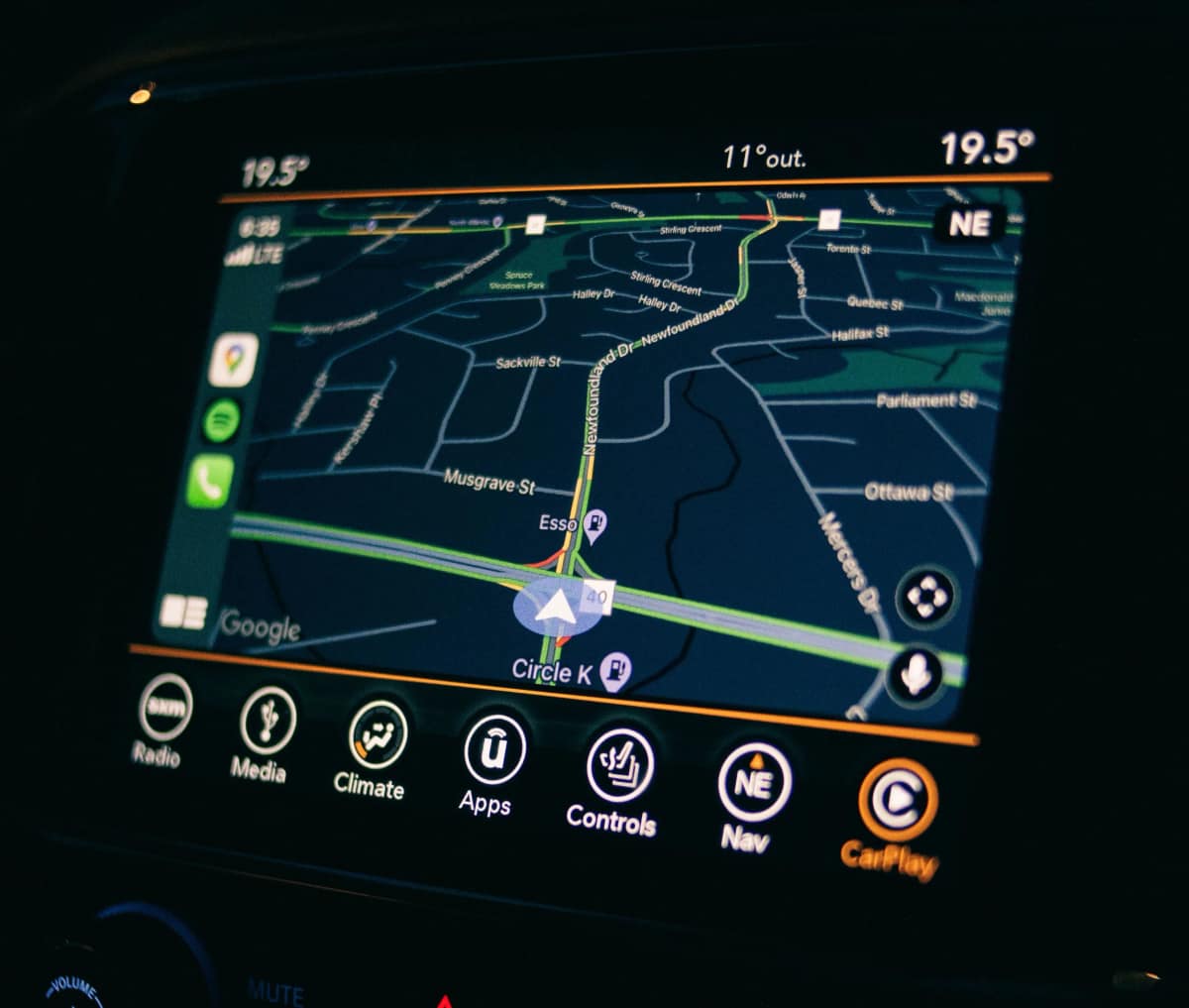 Infotainment- und Navigationsdisplays